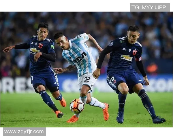 欧洲足球明星对比赛表现的独特见解与评价语言分析